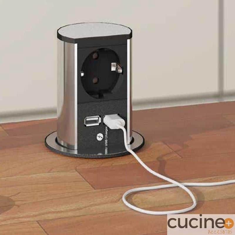 Enchufe escamoteable con dos usb.