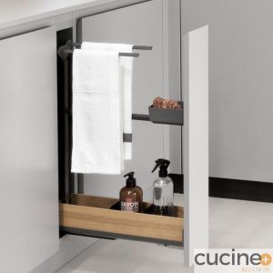 Soporte extraíble Snello con accesorio para paños para módulo de 150 mm en Fioro