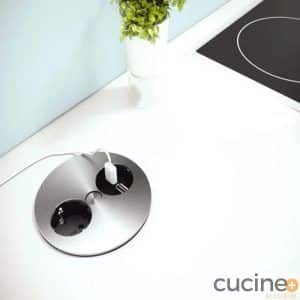 Enchufe de encastre Energy Box Duplo con 1 enchufe y 2 USB